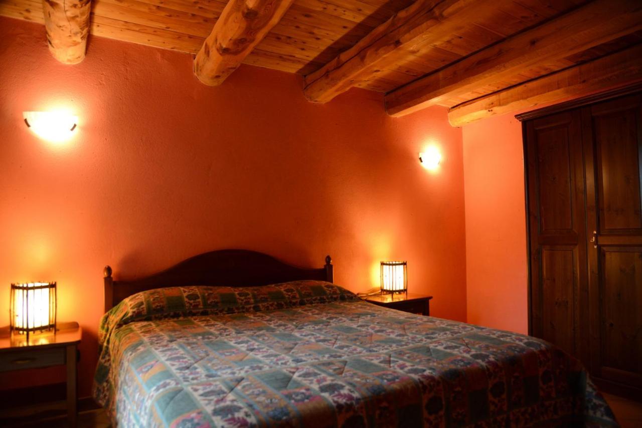 Albergo Diffuso La Marmu Osteria Della Croce Bianca Marmora Kültér fotó