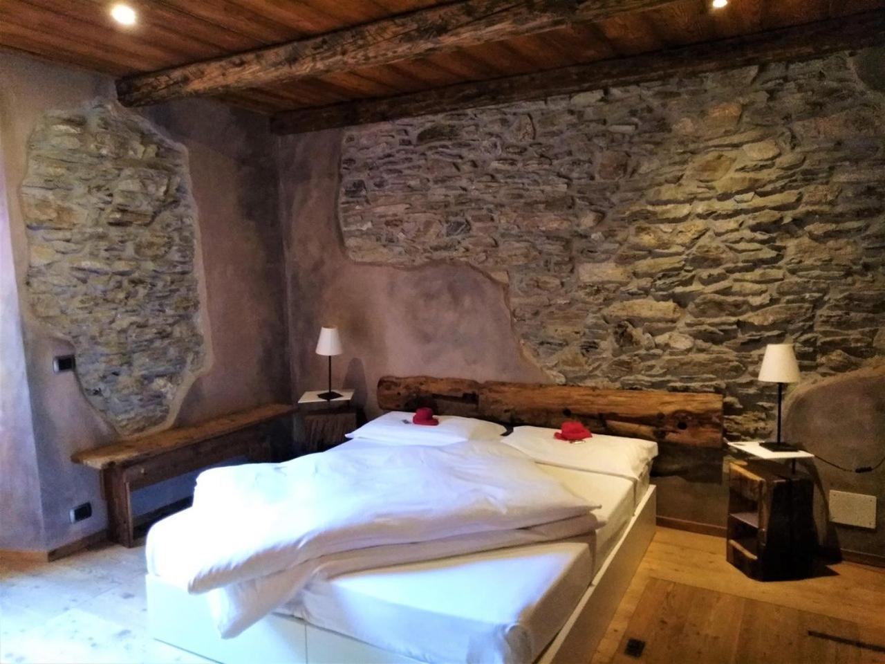Albergo Diffuso La Marmu Osteria Della Croce Bianca Marmora Kültér fotó